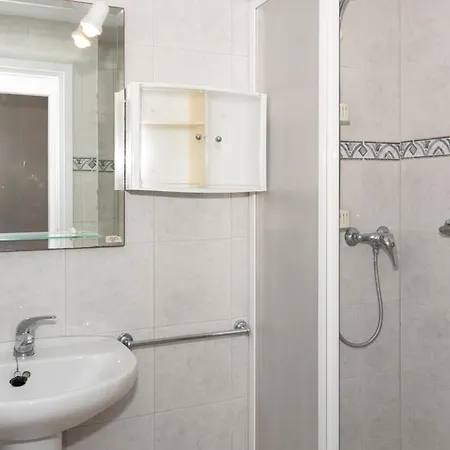 Estrella, 6º-36 Apartment
